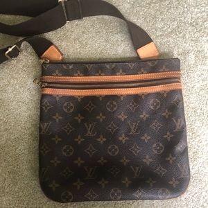Louis Vuitton Bosphore Crossbody Bag